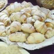 Рогалики с курагой